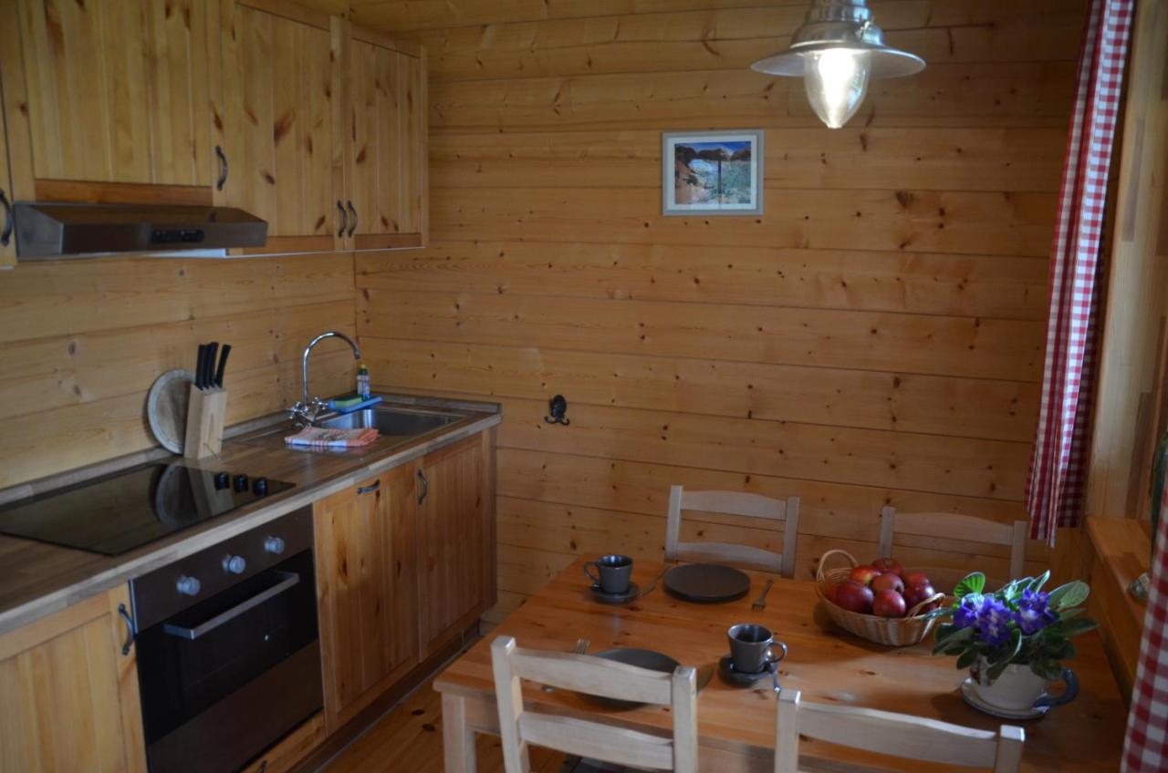 Horse Lake Ranch Neuendorf  Exterior foto